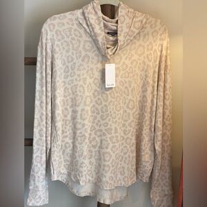 SPLENDID LEOPARD PRINT MEDIUM TOP NEW